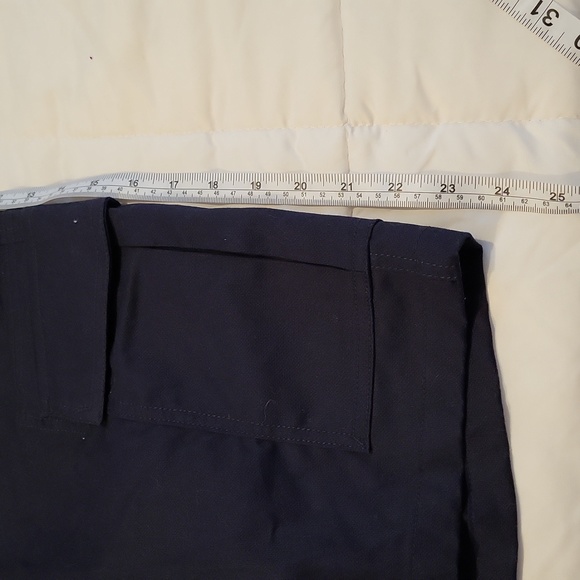 Mens cargo shorts Costco brand - Picture 4 of 5